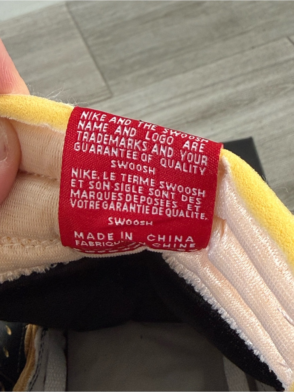 Fragment Union LA Air Jordan 1 Retro High Varsity Red IO7847-002 Black Royal 12 - Picture 6 of 12